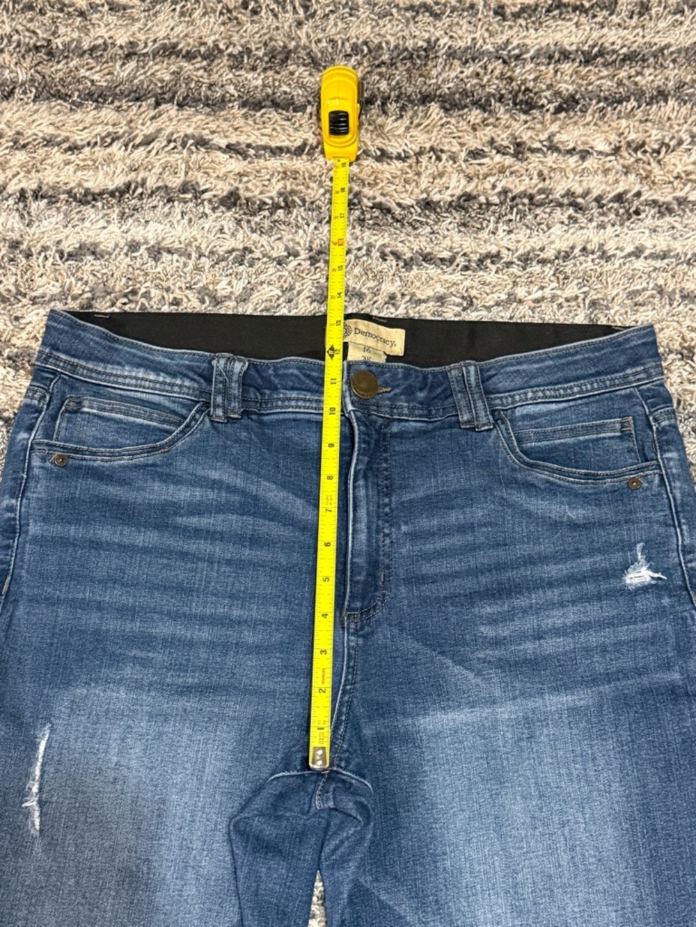 Democracy Straight-Leg Ankle Cropped Mid-Rise Blue Jeans - Picture 5 of 11